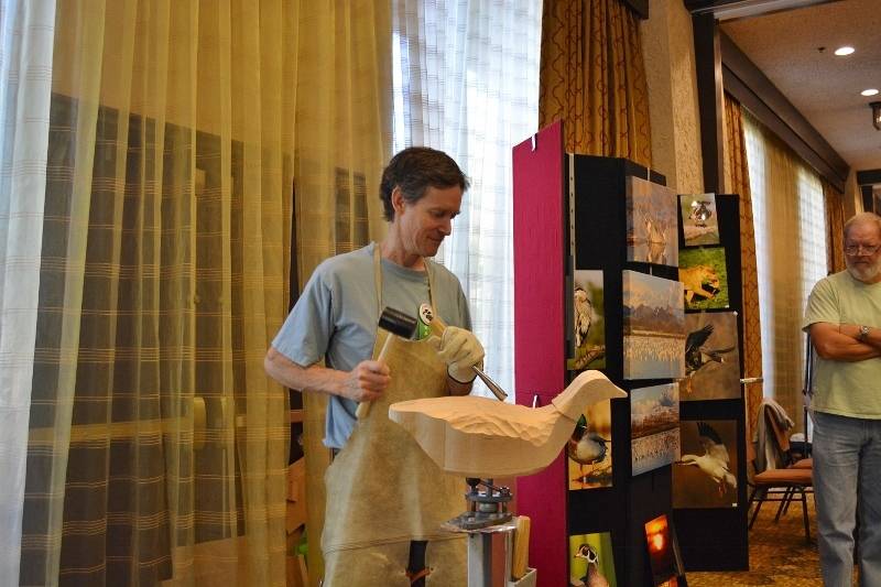 Mike Peters carves a brant at the Pacific Flyway Decoy Association Wildfowl Art Festival