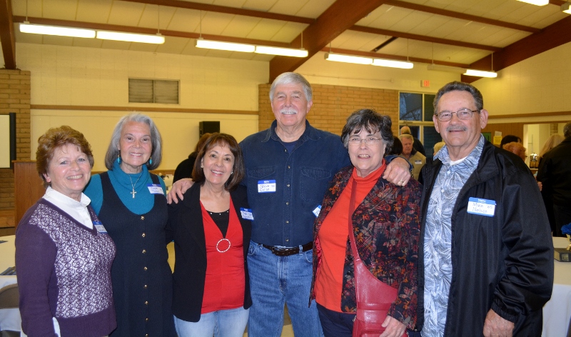Author Steven T. Callan visits with June Nelson, the O'Neill sisters, Joanne Ellis, and Mike Nelson at the Orland Alumni Association Awards Dinner.