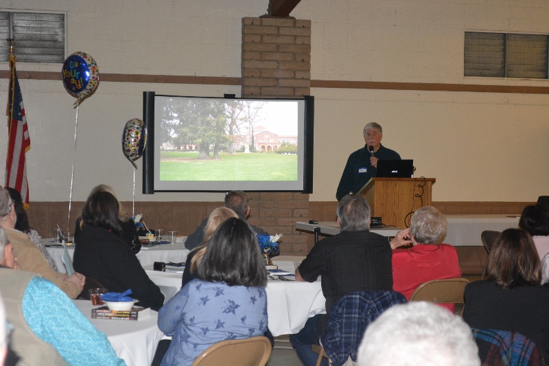 Author Steven T. Callan speaks at the Orland Alumni Association Awards Dinner.